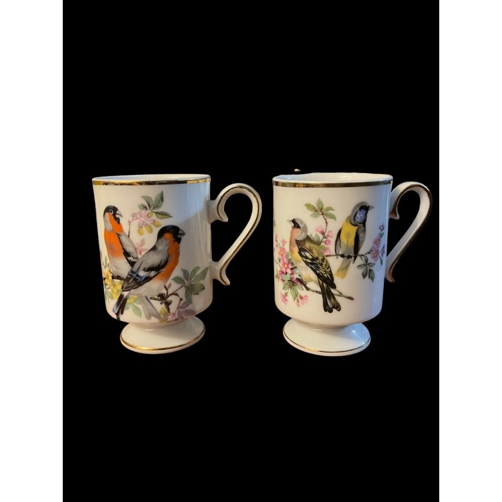 Set of 4 Royal Crown Porcelain Pedestal Song Bird Coffee/Tea Cups.